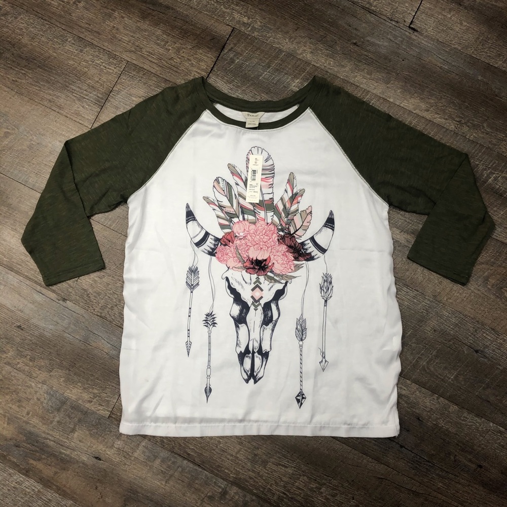 NWT Ariat Shirt - L
